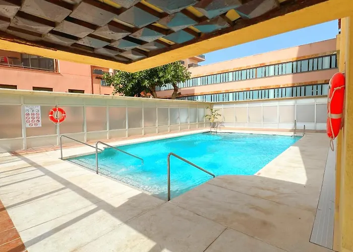 Remo 2 By Residea * Torremolinos